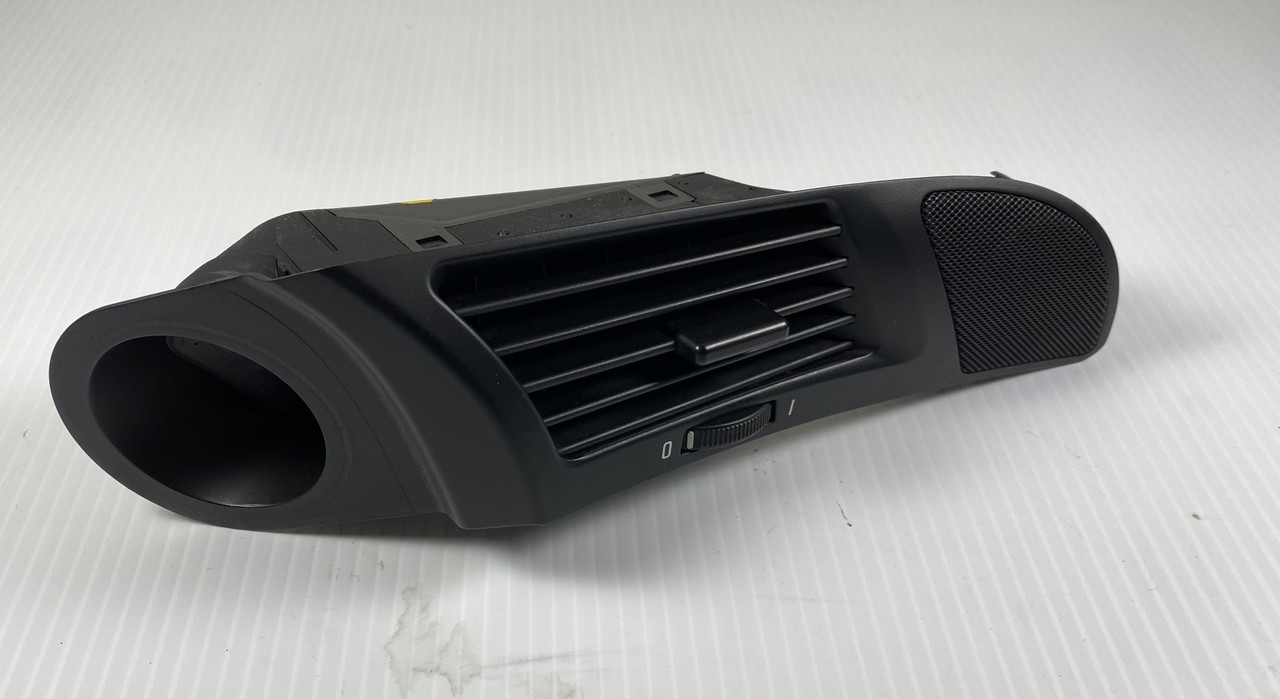 BMW 8391174 E39 Right Door Card Air Vent