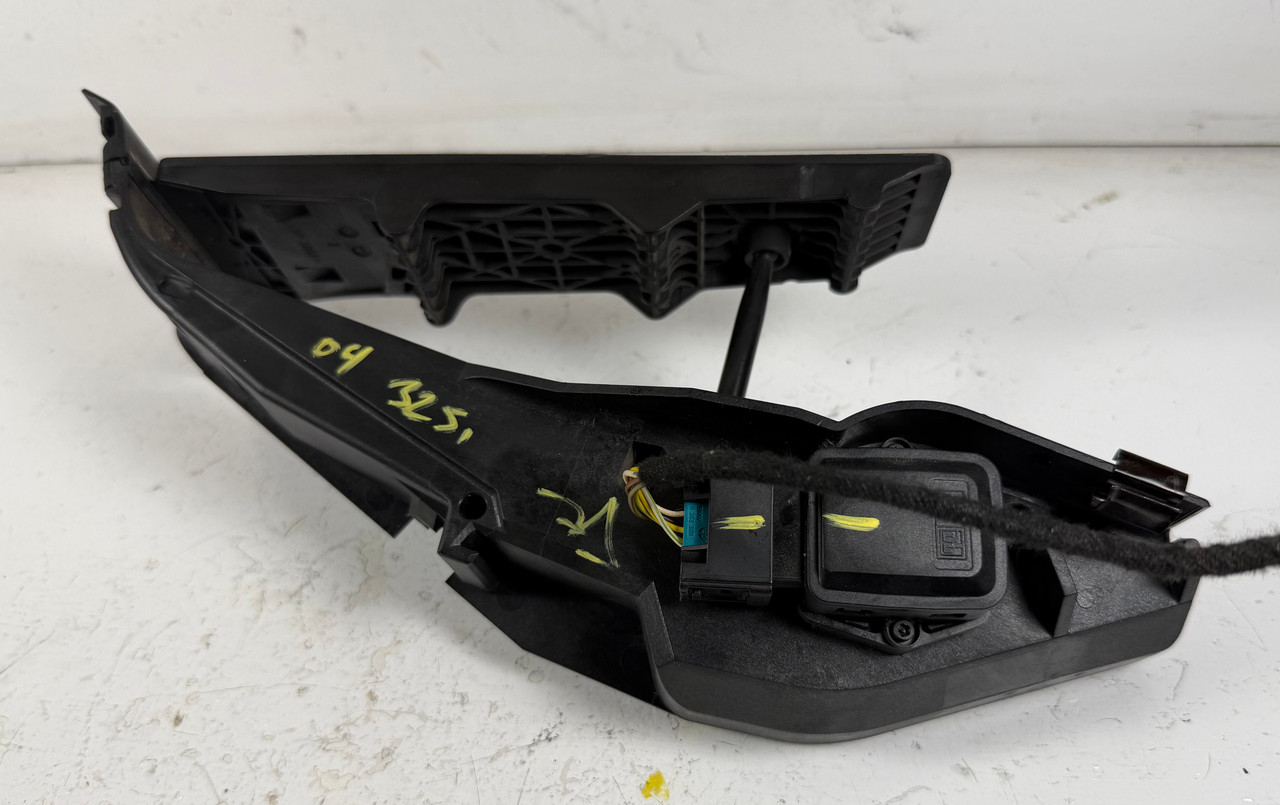ELECTRIC ACCELERATOR GAS PEDAL BMW E46 325 330 E39 530i 528i 525i 6762480