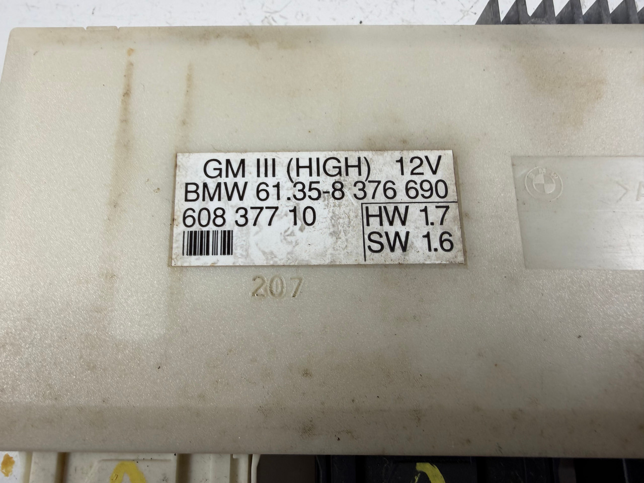 GM III High General Module3 1997-98 BMW E38 740 E39 540i 528i 8376690