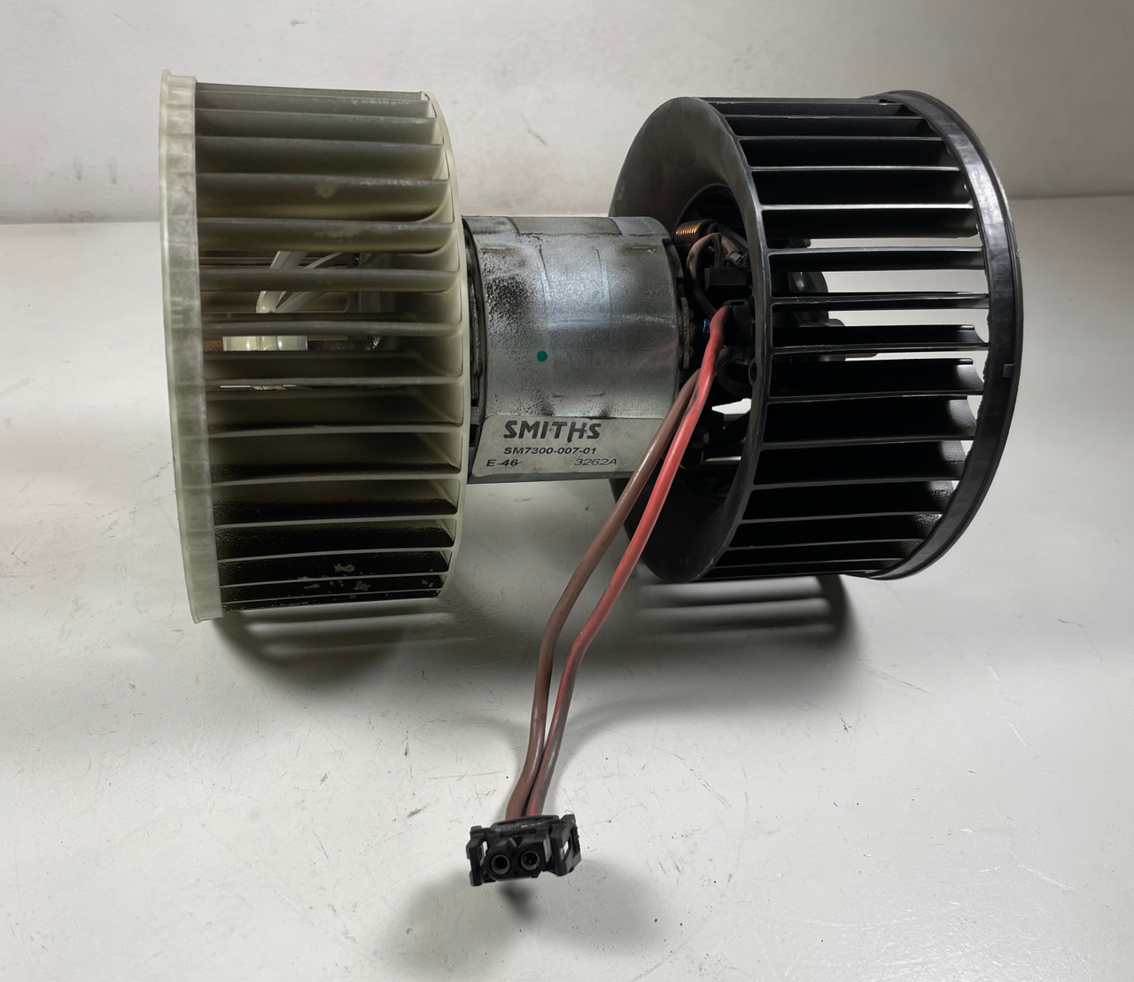 2001-05 BMW E46 330 328 325 A/C HEATER BLOWER FAN MOTOR