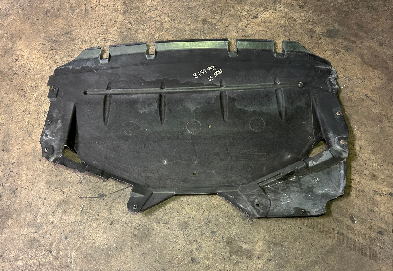 1999-03 BMW E39 530i 528i 525i FRONT BELLY PAN ENGINE UNDERTRAY SHIELD 8159980	