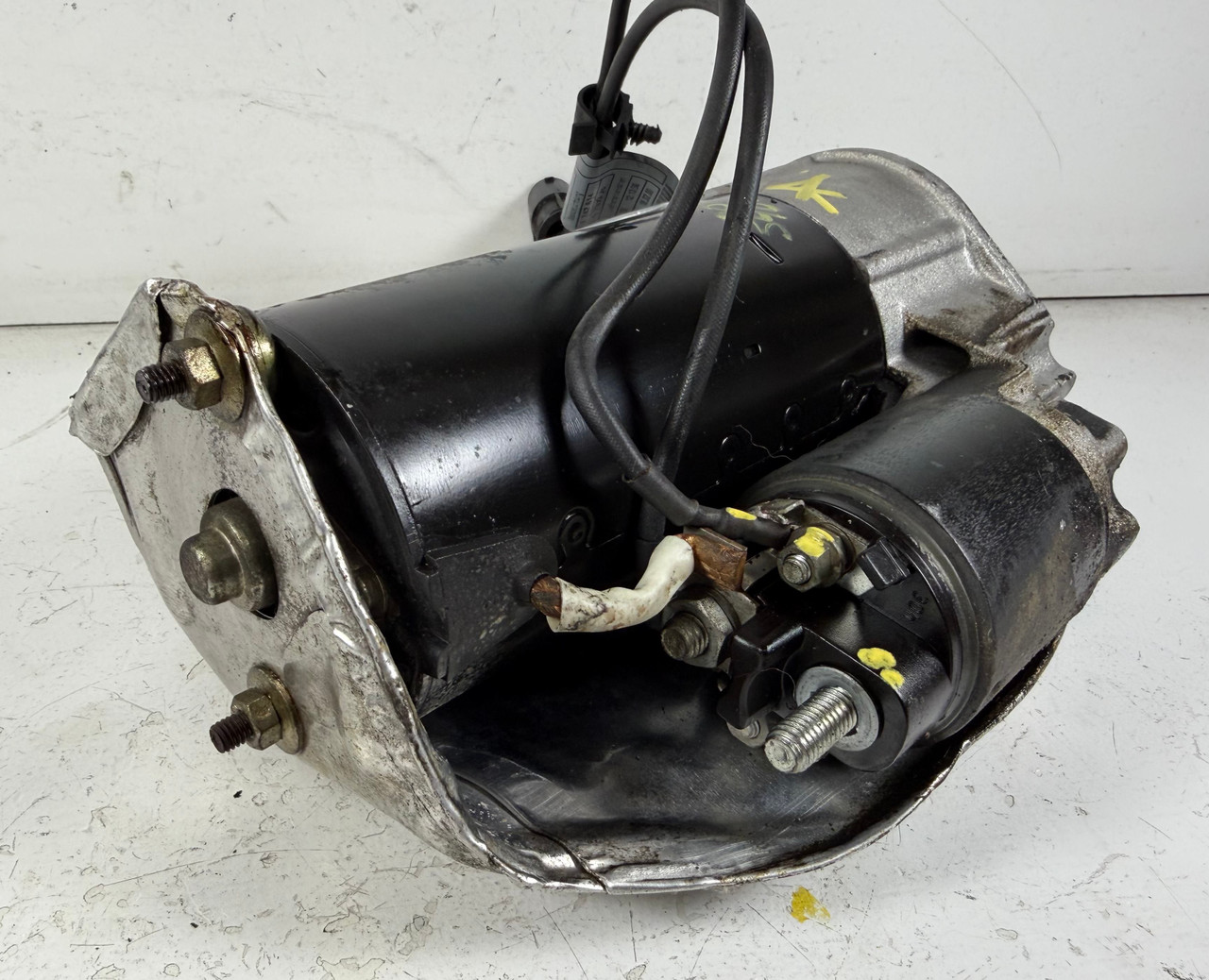 ENGINE STARTER MOTOR BMW e31 e32 e34  e38 e39 540i e53 1729981