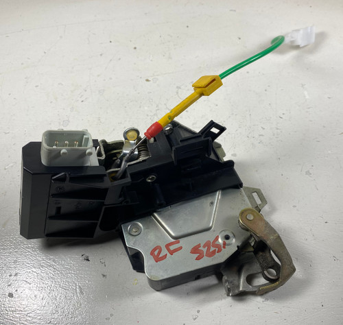 1998-03 BMW E39 5-SERIES PASSENGER FRONT DOOR LOCK LATCH