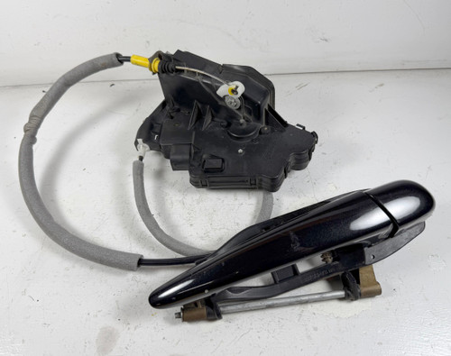 2002-05 BMW E46 330i 325i PASSENGER FRONT DOOR LOCK LATCH HANDLE 7011244