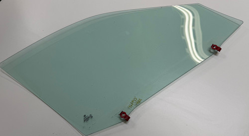 BMW E46 330i 325i 323i Sedan Driver Front Window Glass 8196025