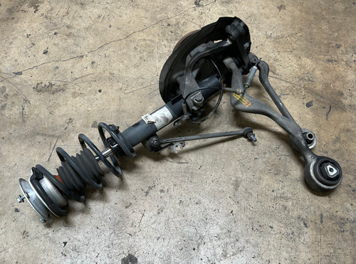 DRIVER FRONT SHOCK WHEEL CARRIER BMW 335i 328i E90 E92 E93 6764443