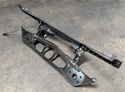 BMW E46 M3 330 325 323 FRONT RADIATOR CORE SUPPORT 8266038