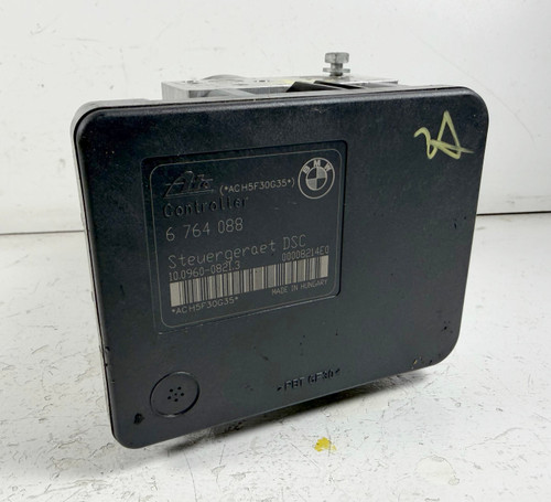 2001-05 BMW E46 330 325 ABS DSC ANTI LOCK HYDRAULIC BRAKE PUMP MODULE 6764088