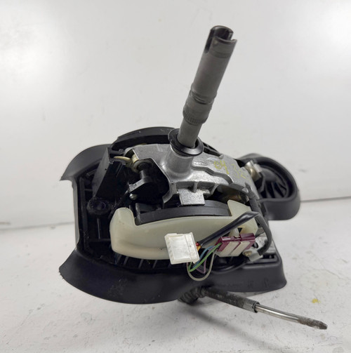 2001-05 BMW E46 330 325 TRANSMISSION GEAR SHIFTER SELECTOR 7515261