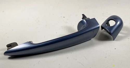 2000-05 BMW E46 3' DRIVER FRONT EXTERIOR DOOR HANDLE STAHLBLAU 8253455