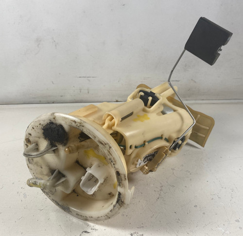 2000-05 BMW E46 330 325 323 FUEL PUMP ASSEMBLY