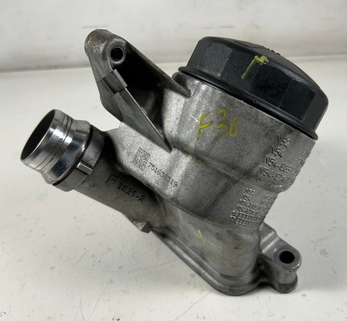 BMW F30 F32 320i 328i OIL FILTER HOUSING