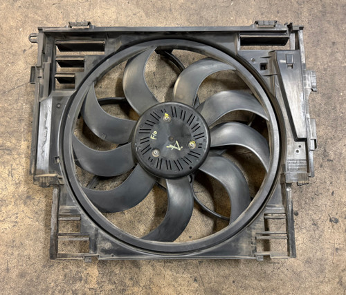 ELECTRIC COOLING FAN W/ SHROUD BMW F10 528i 7618784