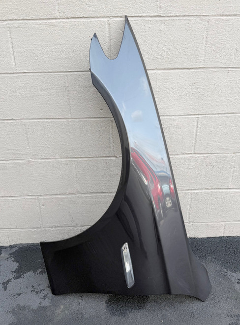 DRIVER FENDER BMW F10 550i 535i 528i 7248659