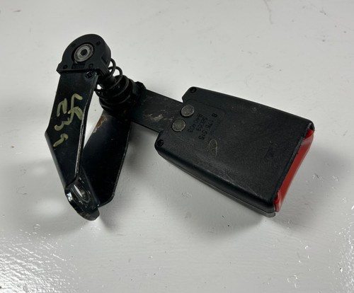 1997-03 BMW E39 M5 5-SERIES LEFT REAR SEAT BELT BUCKLE 8176515