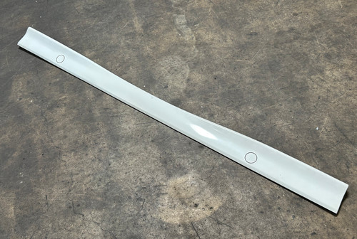 1996-99 BMW E36 328i 325i 323i DRIVER LOWER SIDE SKIRT ROCKER PANEL 8190707