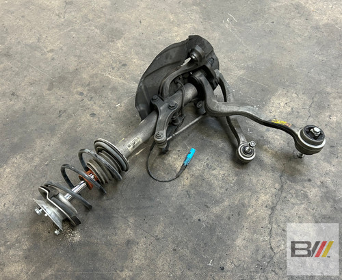 BMW E60 535i 530i 528i 525i DRIVER FRONT WHEEL CARRIER SPINDLE 6760953