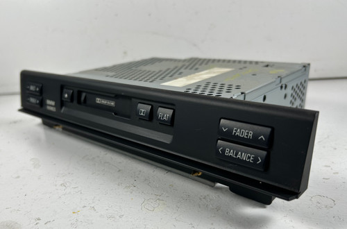 1996-00 BMW e39 540i 528i RADIO CASSETTE PLAYER 6902814