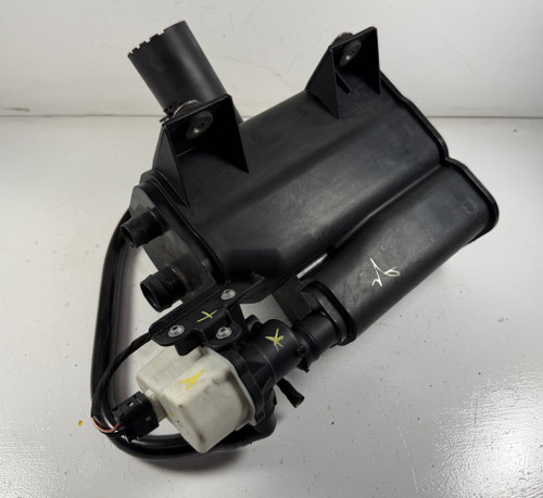 FUEL VAPOR CHARCOAL CANISTER BMW E60 5' E63 E64 6'