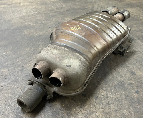 2001-05 BMW E46 330 325 REAR EXHAUST MUFFLER BARREL 7502553