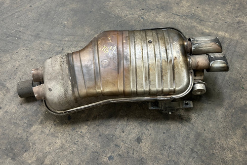 2001-05 BMW E46 330 325 REAR EXHAUST MUFFLER BARREL 7502553