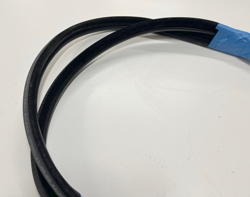 BMW E46 330i 325i PASSENGER FRONT DOOR EDGE WEATHER STRIP 8194682