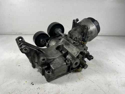BMW e39 e46 X5 Z4 ENGINE OIL FILTER HOUSING 1713838