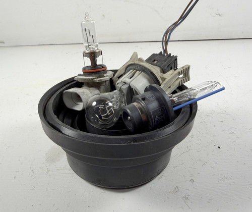 1998-00 BMW e39 M5 540i 528i HEADLIGHT D2S Low Beam Bulb