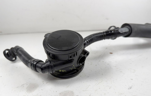 CRANKCASE VENTILATION HOSE BMW E60 550i E63 E64 650i 7563477