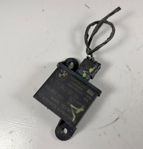 TPMS TIRE PRESSURE MONITOR SENSOR BMW E60 E70 E90 E83 E88 E90 E92 6771042