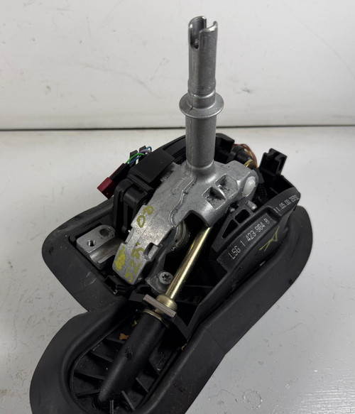 AUTOMATIC TRANSMISSION GEAR SELECTOR 1999-03 BMW E39 530i 528i 525i 1423984