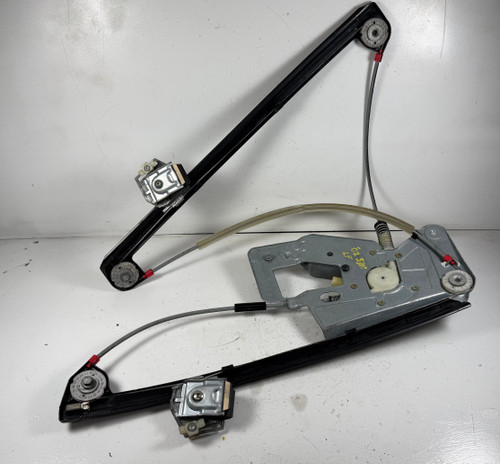 DRIVER FRONT WINDOW REGULATOR W MOTOR BMW E39 M5 540i 530i 525i 8252391