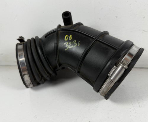 MASS AIR FLOW SENSOR AIR INTAKE BOOT 1999-00 BMW E46 323i 323ci