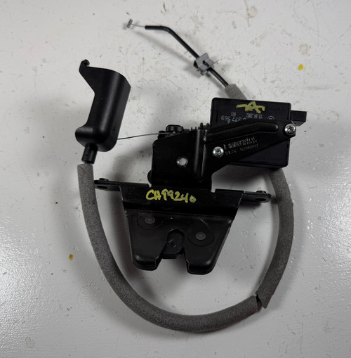 TRUNK LOCK LATCH 1999-03 BMW E39 M5 540i 530i 528i 8236897