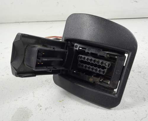 BMW OBD DIAGNOSTIC PORT PLUG E34 E36 E39 E38 E32 8265374