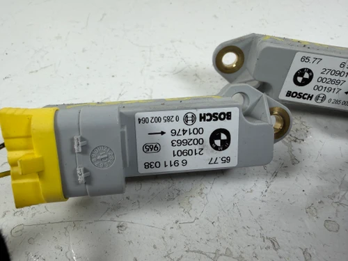 BMW E46 M3 330 325 SIDE IMPACT SENSORS SRS 6911038