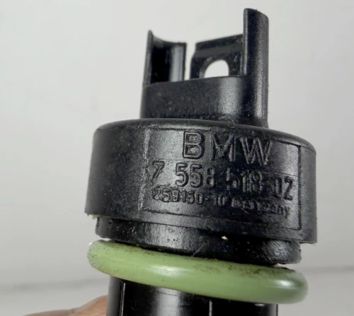CAMSHAFT POSITION SENSORS BMW E60 550i E63 E64 650i 7558518