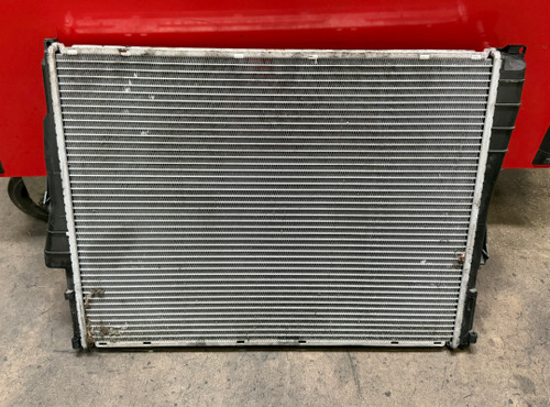 BMW E46 330 325 323 RADIATOR