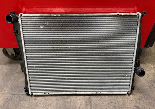 BMW E46 330 325 323 RADIATOR
