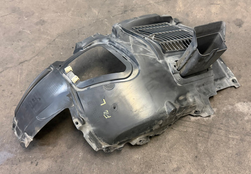 DRIVER FRONT INNER FENDER LINER SPLASH GUARD BMW F10 550i 535i 528i 7186727