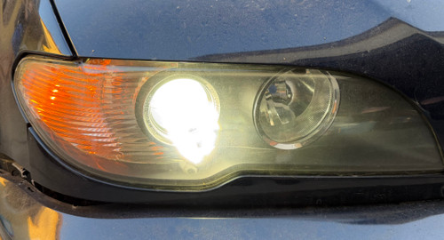 2003-05 BMW E46 330ci 325ci Passenger  Xenon Headlight 7165912