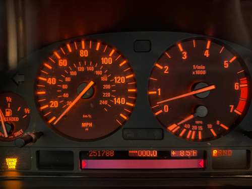 DASH GUAGE CLUSTER SPEEDOMETER 1999-03 BMW E39 540i 530i 6914897