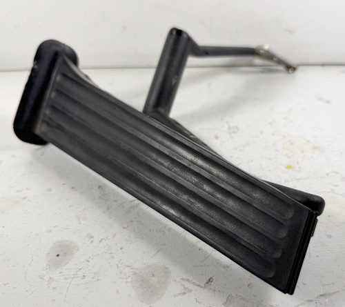 1999 BMW E38 740i E39 540i GAS ACCELERATOR PEDAL 1162001