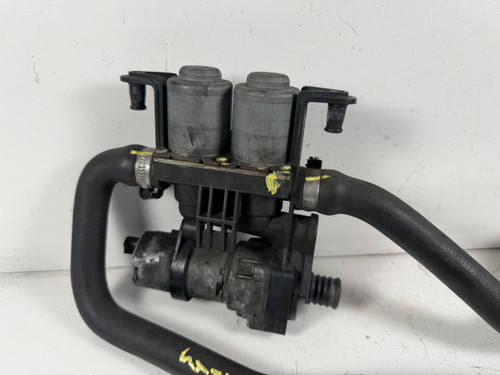 HEATER CONTROL PUMP VALVE BMW E39 528i 540i E38 740il 750il  8374994
