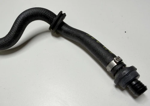 BMW E46 330i 325i BRAKE BOOSTER TO INTAKE MANIFOLD VACUUM HOSE 6751108
