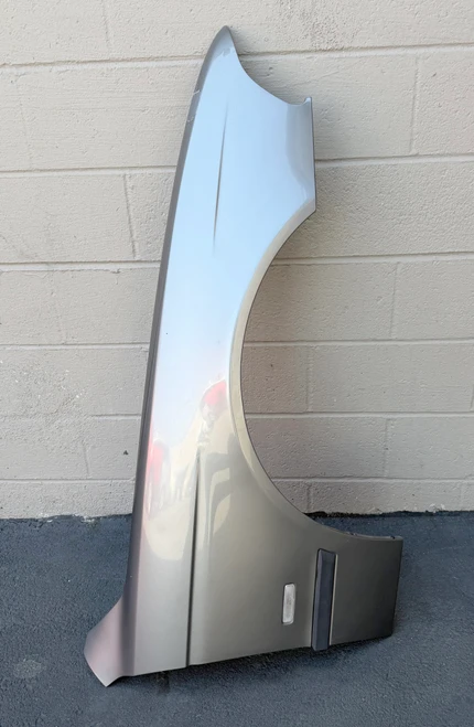 BMW E39 OEM PASSENGER FENDER STERLINGGRAU M5 540i 530i 528i 525i 8162134