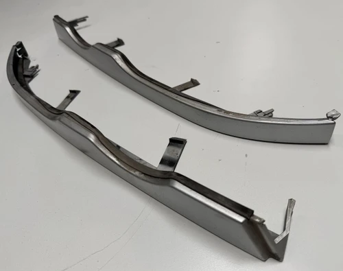 2000-03 BMW E46 M3 330ci 325ci PAIR HEADLIGHT LOWER TRIMS 8208677