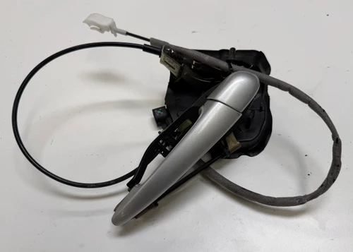 BMW E46 M3 330ci 325ci PASSENGER FRONT DOOR HANDLE LOCK LATCH 7011250