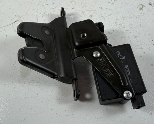 TRUNK LOCK LATCH ACTUATOR BMW E39 M5 540i 530i 528i 8236897