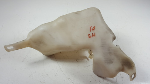 BMW E39 M5 528 530 HEADLIGHT INTENSIVE CLEANER WASHER RESERVOIR TANK 8361443